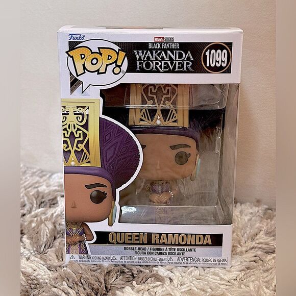 Funko Pop! Marvel Black Panther Wakanda Forever #1099 Queen Ramonda w/ Case - Picture 1 of 6